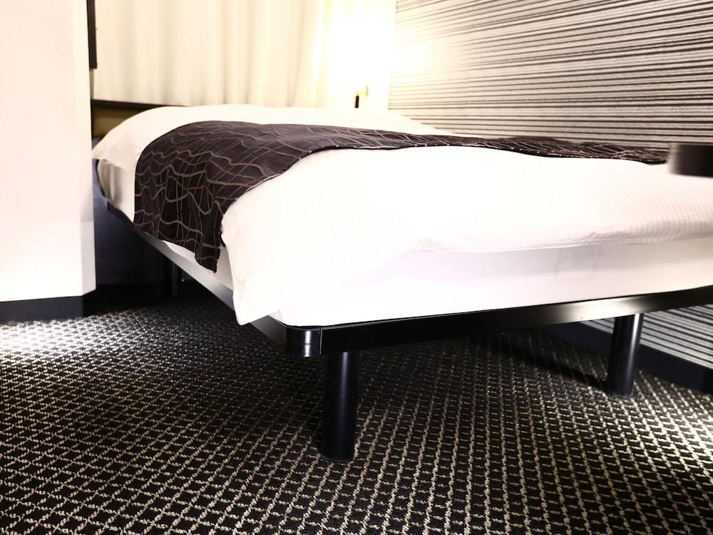 เอพีเอ โฮเต็ล แอนด์ รีสอร์ต โยโกฮาม่าเบย์ ทาวเวอร์ Hotel ภายนอก รูปภาพ