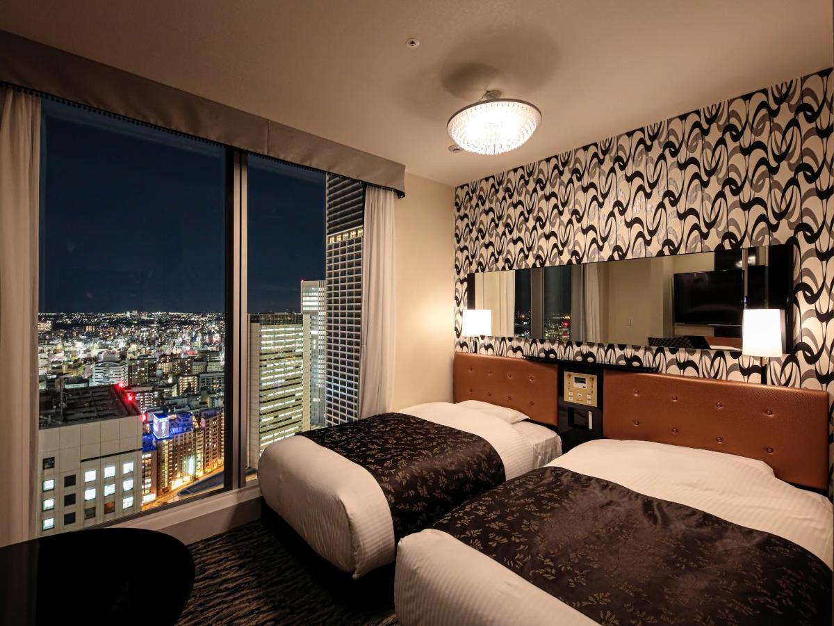 เอพีเอ โฮเต็ล แอนด์ รีสอร์ต โยโกฮาม่าเบย์ ทาวเวอร์ Hotel ภายนอก รูปภาพ